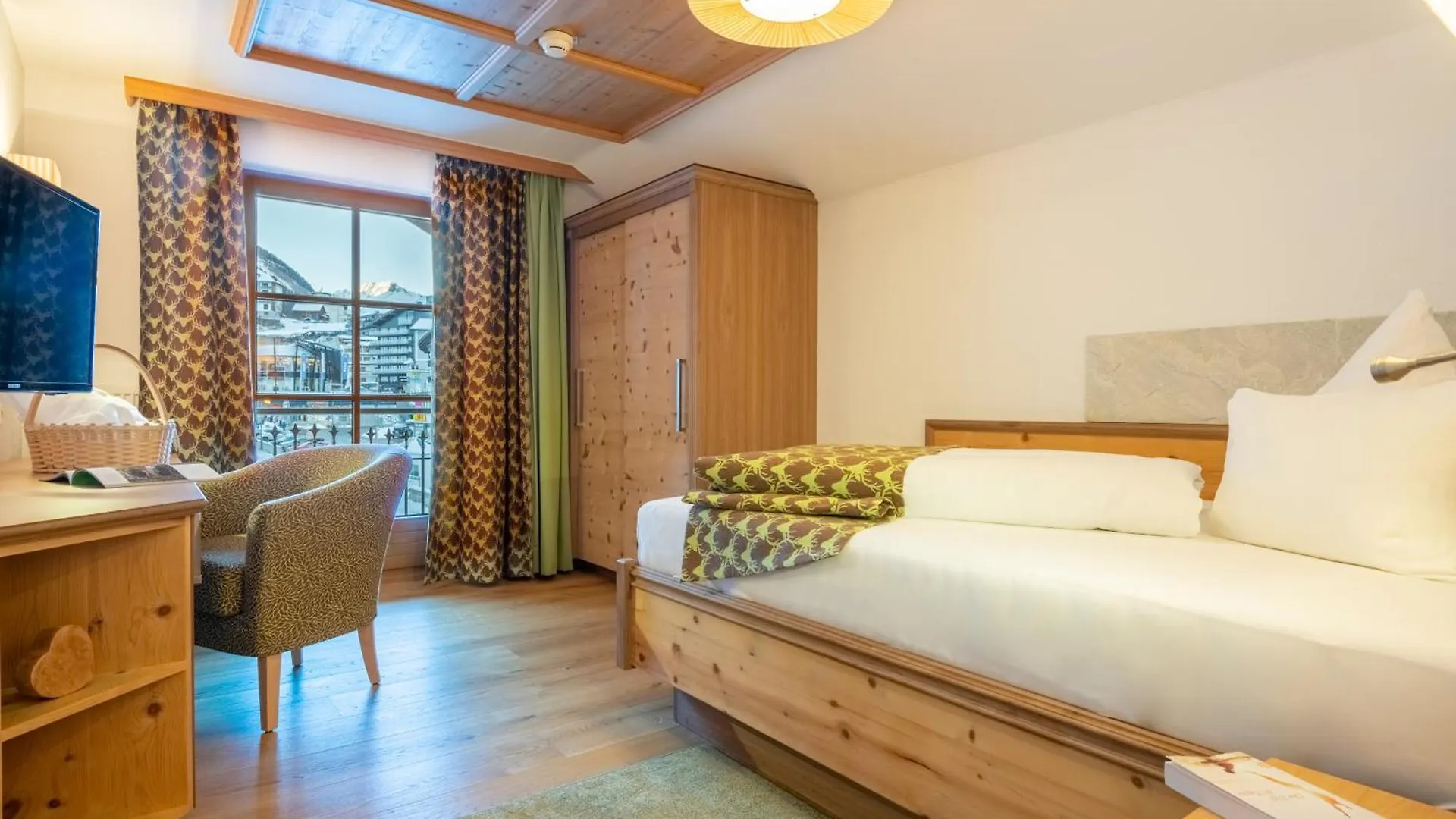 Hotel Olympia ايشجل