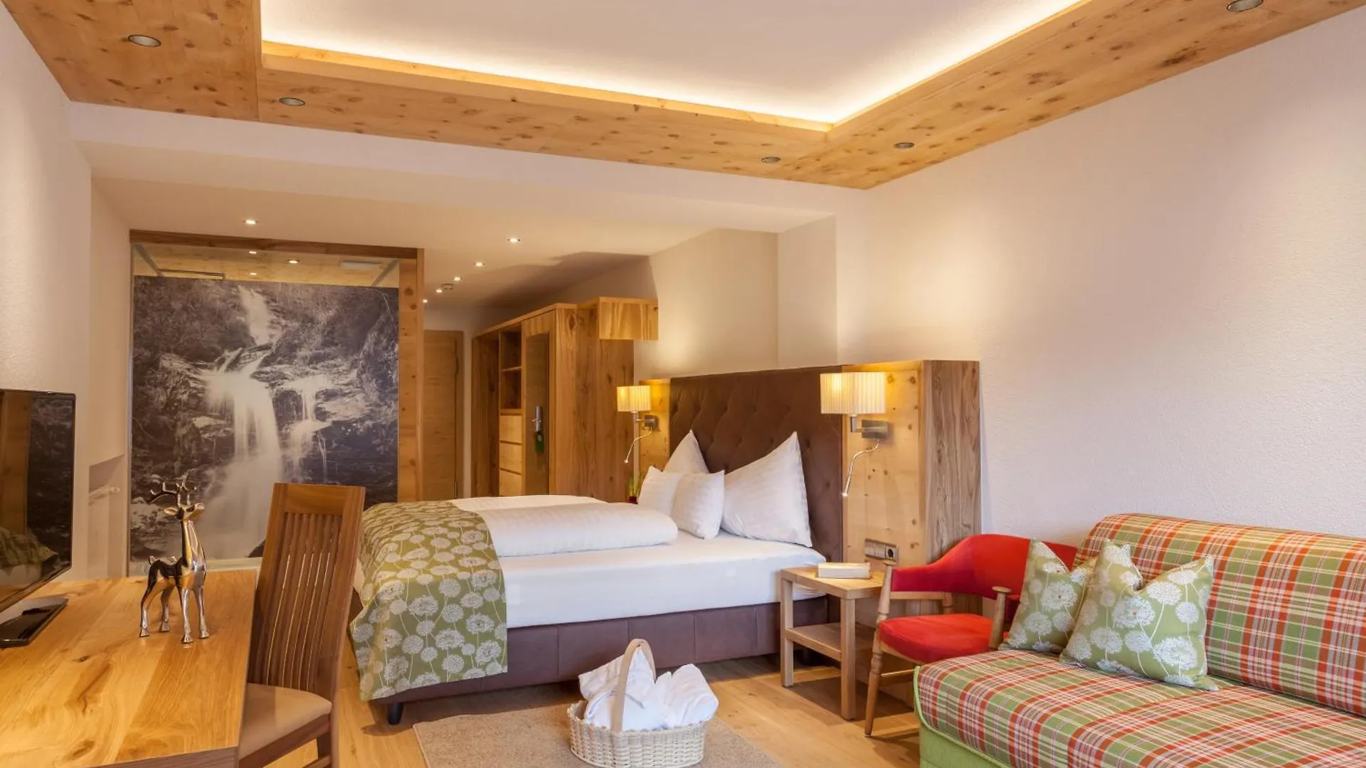 Hotel Olympia イシュグル